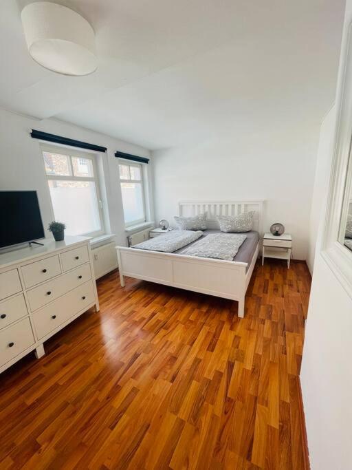 Zentrale Altstadtkoje Fuer Bis Zu 6 Personen Neustadt in Holstein Luaran gambar