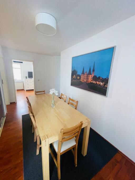 Zentrale Altstadtkoje Fuer Bis Zu 6 Personen Neustadt in Holstein Luaran gambar